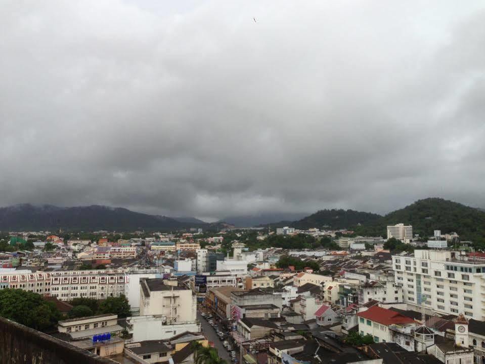 Daeng Plaza Hotel Phuket Exterior photo