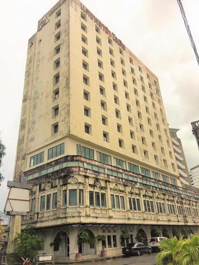Daeng Plaza Hotel Phuket Exterior photo